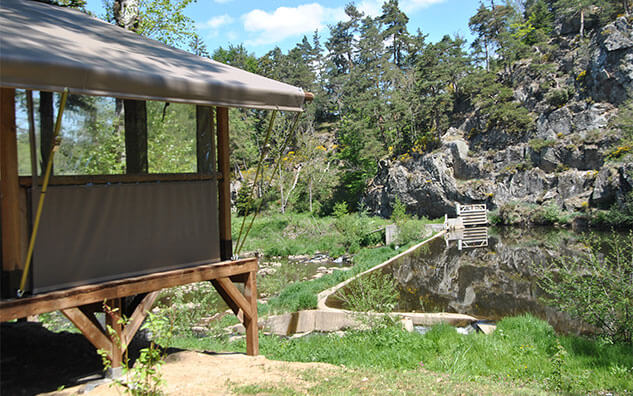 Le camping 4 étoiles en Auvergne propose des hébergements confortables pour tous les goûts